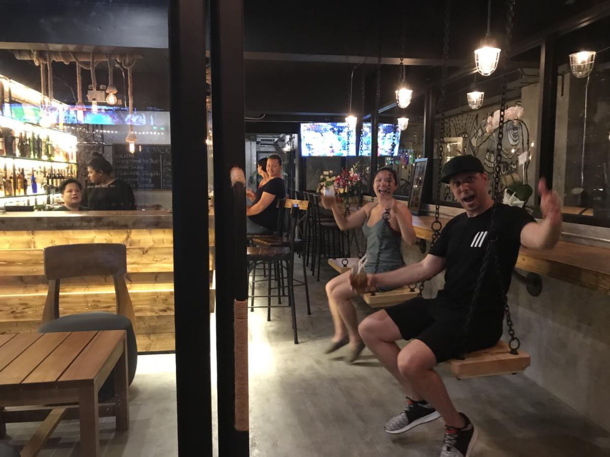 Blackjack Bar And Hostel شاطئ تشاوينغ المظهر الخارجي الصورة